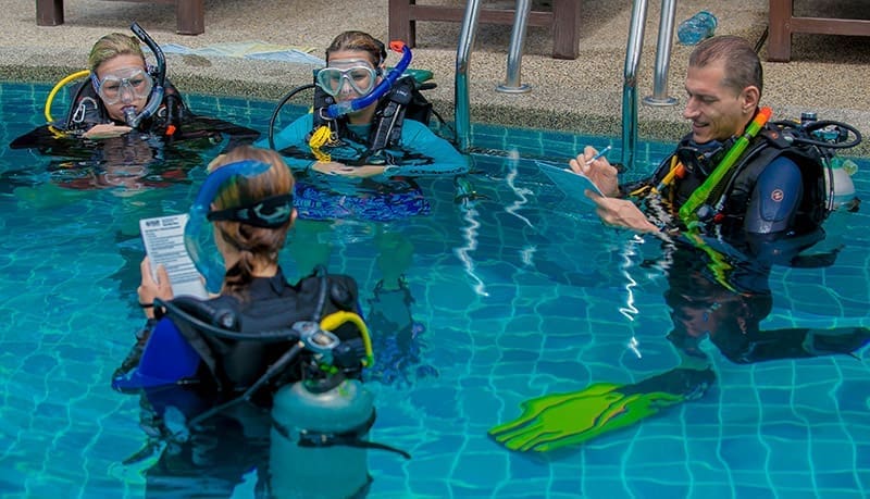 Becoming A Master Scuba Diving Instructor Confined Session Becoming A Master Scuba Diving Instructor Confined Session