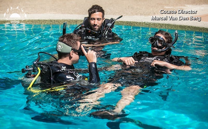 Correcting Problems Emergency Weight Belt Drop IDC Course PADI